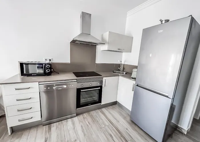 Cd-1382 Two Bedroom With Terrace